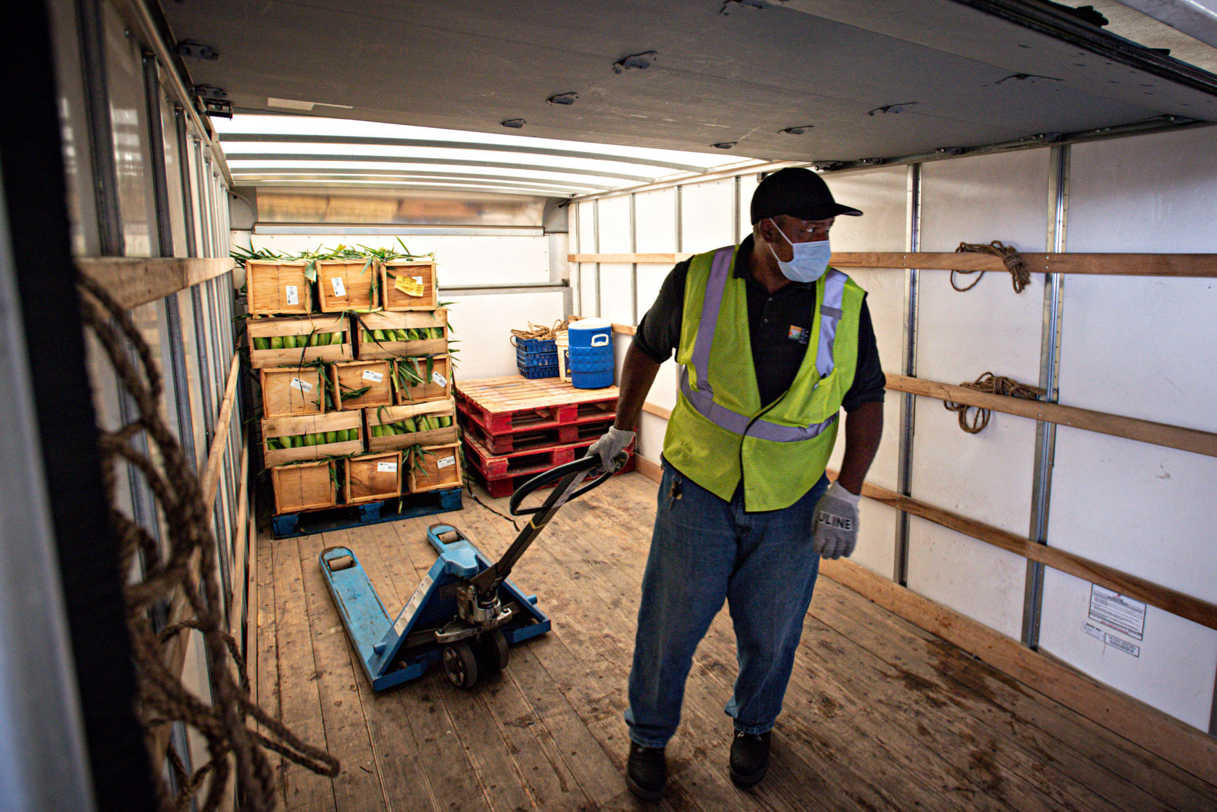 080120_nws_fooddrive